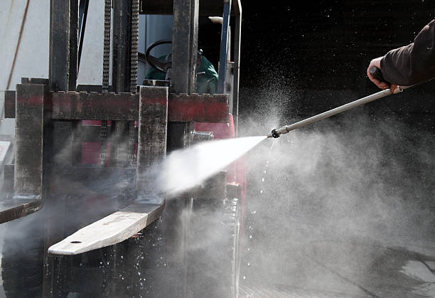 Why Choose Our Certified Pressure Washing Experts for Your Project Needs in Hickman, NE?